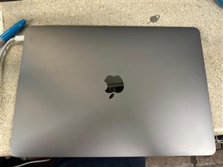 Apple MacBook Air (Retina 13